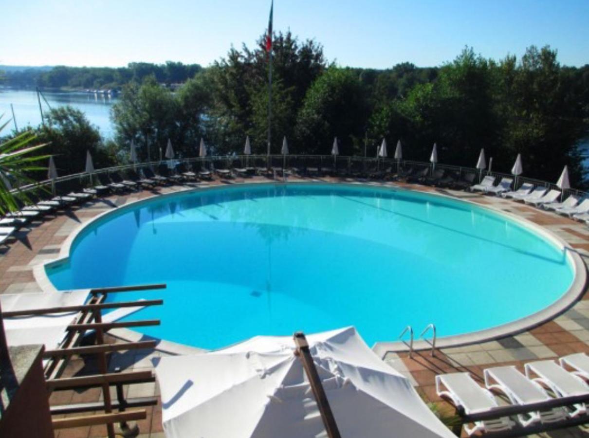 La Dolce Vita House Boat Hotel Lisanza Luaran gambar