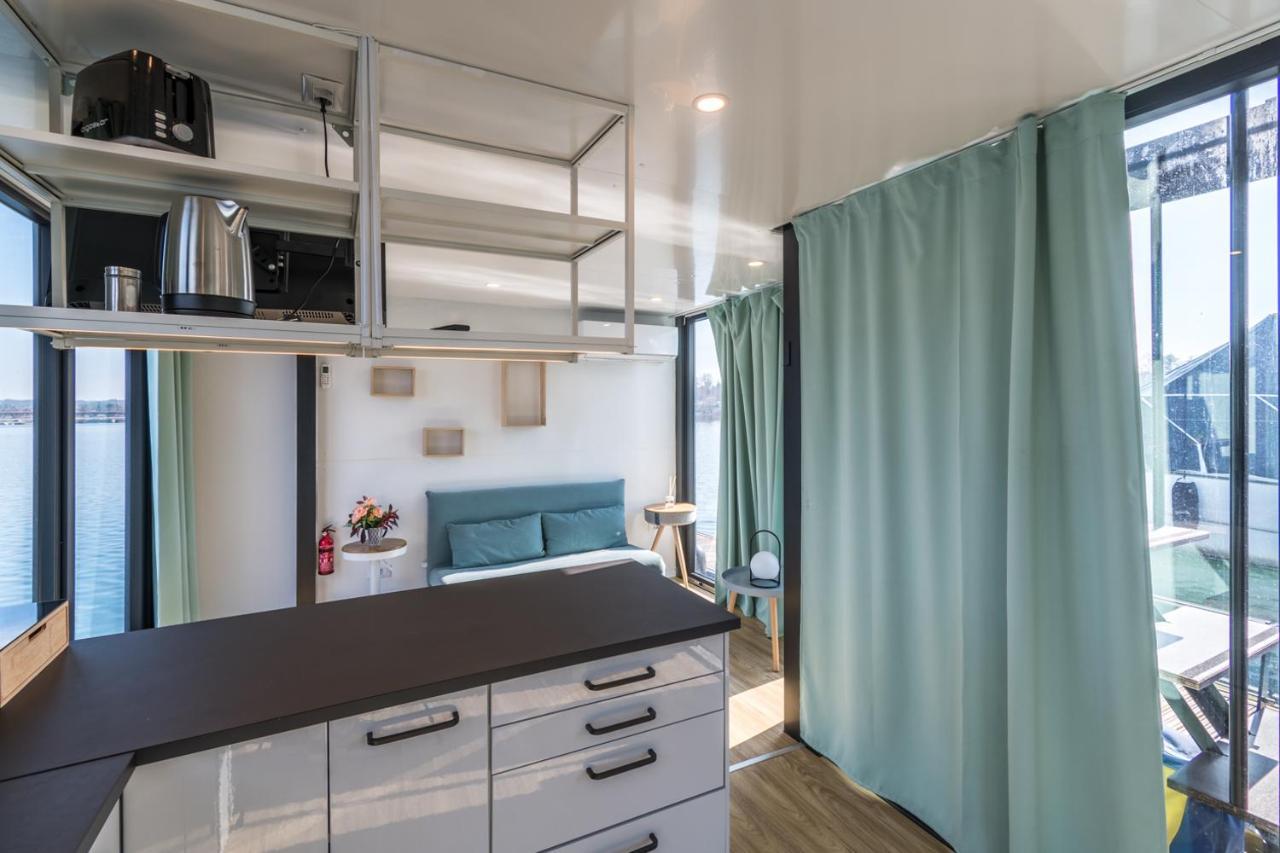 La Dolce Vita House Boat Hotel Lisanza Luaran gambar